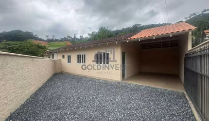 Casa com 3 quartos no bairro Cedrinho!!!