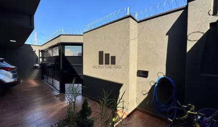 Casa 3 dormitórios para Venda em São José do Rio Preto, Residencial Santa Regina, 3 dormitórios, 1 suíte, 3 banheiros, 2 vagas