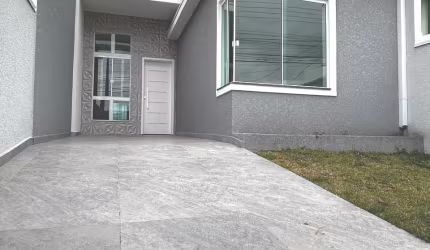 OPORTUNIDADE ÚNICA! LINDA CASA NO ESTAÇÃO EM ARAUCÁRIA!