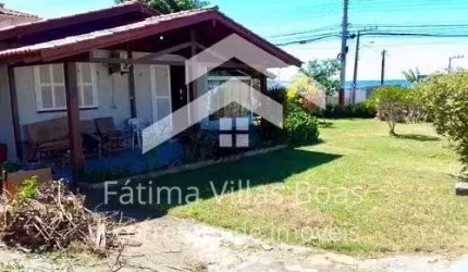 Casa com vista mar à venda no Santinho Florianópolis
