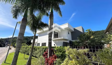 CASA À VENDA NA CACHOEIRA DO BOM JESUS FLORIANÓPOLIS