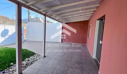 CASA TÉRREA À VENDA NO RIO VERMELHO EM FLORIANÓPOLIS