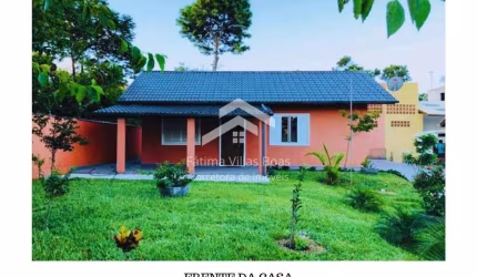 CASA COM AMPLO QUINTAL À VENDA NO RIO VERMELHO FLORIANÓPOLIS