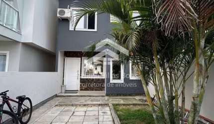 CASA MOBILIADA À VENDA NO RIO VERMELHO FLORIANÓPOLIS