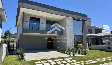 Casa à venda em condomínio de alto padrão no Rio Vermelho em Florianópolis