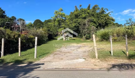 Terreno à venda em Canasvieiras