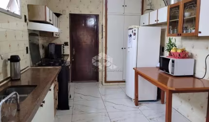 Apartamento à venda na Presidente Médici, 4 quartos, 1 suíte,  2vagas.