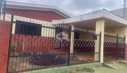 vende casa, Monte Alegre , 3 dormitorios, 1 suite, 7 vagsa