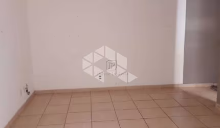 Sala comercial à venda no Centro, 1 banheiro, 2 vagas.