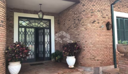 vende  Casa - JARDIM SUMARE - 4 dormitórios , 1 suíte,  4 banheiros , 3 vagas