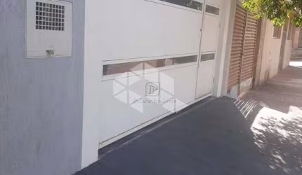 Casa com 2 dormitórios, 2 vagas, Bairro  Parque Ribeirão