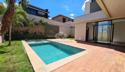 Casa em condomínio à venda no Jardim Canadá, 3 quartos, 3 suítes, 4 vagas.