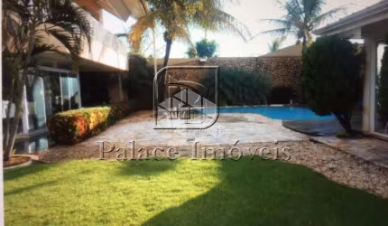 vende casa  JARDIM DIAMANTE, 6 domitoros , 3 suites , 3 vagas