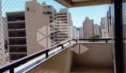 APARTAMENTO Á VENDA 4 DORMITORIOS- 2 VAGAS - CENTRO