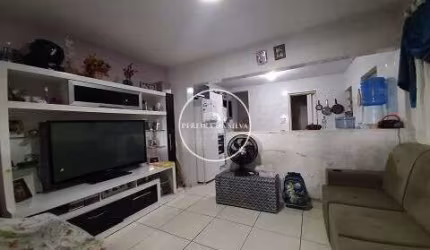 Sobrado com edícula em Jardim Irapiranga/Região do Capão Redondo -SP