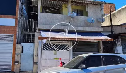 Sobrado a venda para renda com 7 casas e 1 salão em Parque Santo Antônio - São Paulo /SP