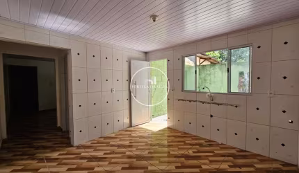 Casa de renda com 4 casas no Terreno á venda em Vila Pirajussara - São Paulo/SP