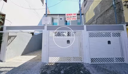 Sobrado novo à venda em Jardim Ipê - São Paulo/SP