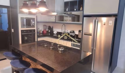 Village com 3 dormitórios à venda, 205 m² por R$ 1.100.000,00 - Residencial Santa Izabel - Taubaté/SP