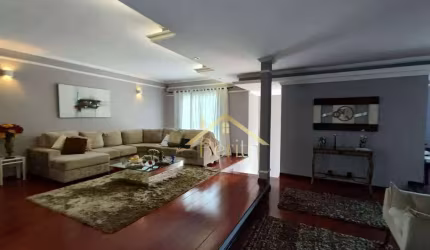 Sobrado com 4 dormitórios, 600 m² - venda por R$ 2.200.000,00 ou aluguel por R$ 8.000,00/mês - Portal das Colinas - Guaratinguetá/SP