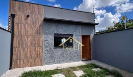 Casa com 3 dormitórios à venda por R$ 345.000,00 - Residencial Estoril - Taubaté/SP