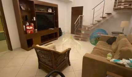 Sobrado com 4 dormitórios à venda, 260 m² por R$ 1.200.000,00 - Centro - Taubaté/SP