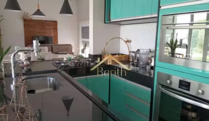 Village com 3 dormitórios à venda, 260 m² por R$ 1.100.000,00 - Reserva Altos Do Cataguá - Taubaté/SP