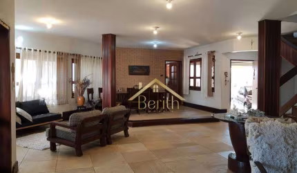 Casa com 3 dormitórios à venda, 350 m² por R$ 1.700.000 - Jardim das Nações - Taubaté/SP