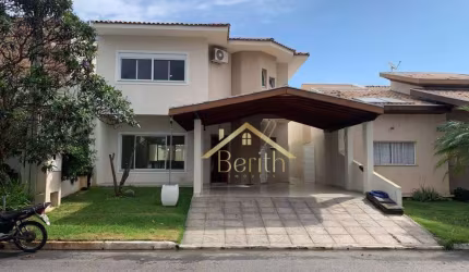Sobrado com 3 dormitórios para alugar, 261 m² por R$ 6.311,98/mês - Loteamento Residencial Porto Seguro - Tremembé/SP