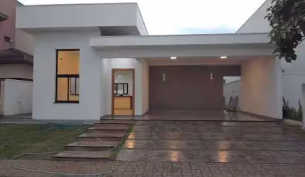 Casa com 3 dormitórios à venda, 165 m² por R$ 1.020.000,00 - Piracangaguá - Taubaté/SP