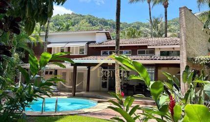 Casa com 5 dormitórios à venda, 264 m² por R$ 2.400.000,00 - Toque Toque Pequeno - São Sebastião/SP