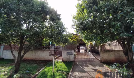 Casa para Venda em Campo Mourão, Jardim Santa Cruz, 3 dormitórios, 1 banheiro, 2 vagas