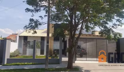 Casa para Venda em Cianorte, Residencial Parque do Bosque, 3 dormitórios, 1 suíte, 3 banheiros, 2 vagas