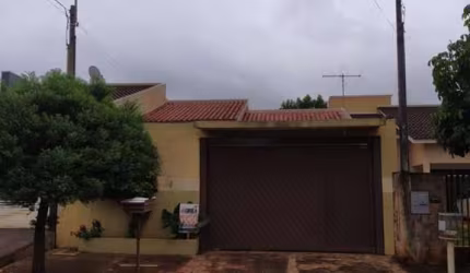 Casa para Venda em Peabiru, Centro, 3 dormitórios, 1 banheiro, 2 vagas
