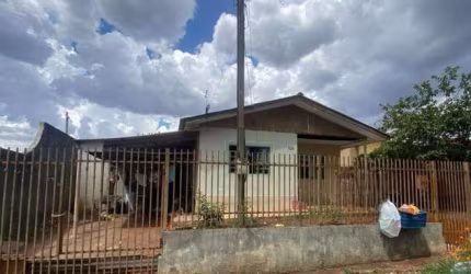 Casa para Venda em Campo Mourão, Jardim Lar Paraná, 2 dormitórios, 1 banheiro