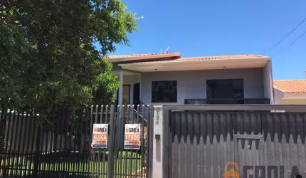 Sobrado para Venda em Campo Mourão, Jardim Laura, 4 dormitórios, 2 suítes, 4 banheiros, 5 vagas