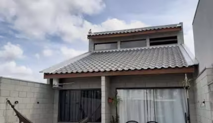 Casa para Venda em Campo Mourão, Jardim Imperial I, 1 dormitório, 1 banheiro, 1 vaga