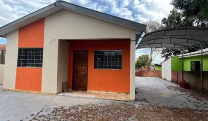 Casa para Locação em Campo Mourão, Jardim Pio XII, 3 dormitórios, 1 banheiro, 1 vaga
