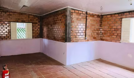 Casa comercial com 4 salas para alugar na Rua Miguel Tostes, 579, Rio Branco, Porto Alegre por R$ 8.300