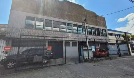 Barracão / Galpão / Depósito com 2 salas para alugar na Avenida Pernambuco, 171, Navegantes, Porto Alegre por R$ 18.000