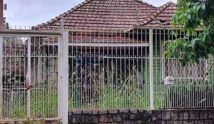 Terreno em condomínio fechado à venda na Rua Acélio Daudt, 25, Passo da Areia, Porto Alegre por R$ 595.000