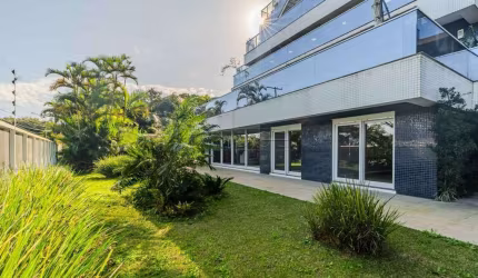 Apartamento com 3 quartos para alugar na Rua Doutor Possidônio Cunha, 165, Vila Assunção, Porto Alegre por R$ 19.000