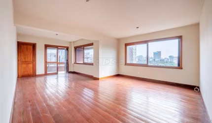 Apartamento com 3 quartos à venda na Rua Pedro Weingartner, 20, Rio Branco, Porto Alegre por R$ 1.750.000