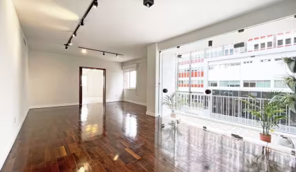Apartamento com 3 quartos à venda na Rua Gonçalo de Carvalho, 474, Moinhos de Vento, Porto Alegre por R$ 899.000