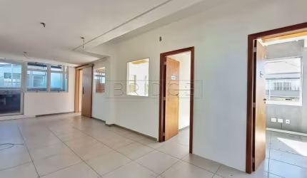 Sala comercial com 5 salas para alugar na Avenida Cairu, 1034, Navegantes, Porto Alegre por R$ 2.400