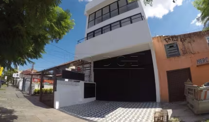 Prédio para alugar na Rua General Caldwell, 1226, Menino Deus, Porto Alegre por R$ 8.500