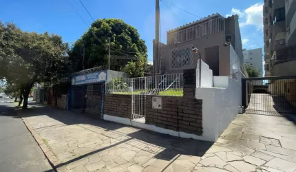Casa comercial com 6 salas para alugar na Rua Santana, 1564, Santana, Porto Alegre por R$ 4.500