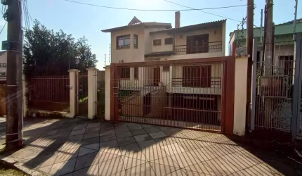 Casa em condomínio fechado com 4 quartos para alugar na Rua Senegal, 170, Vila Ipiranga, Porto Alegre por R$ 9.000