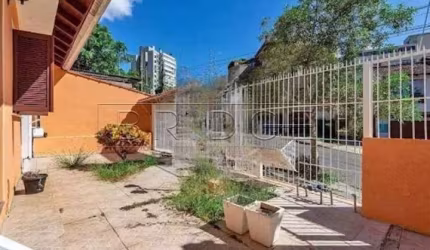 Casa em condomínio fechado com 5 quartos para alugar na Rua Umbú, 379, Passo da Areia, Porto Alegre por R$ 6.800