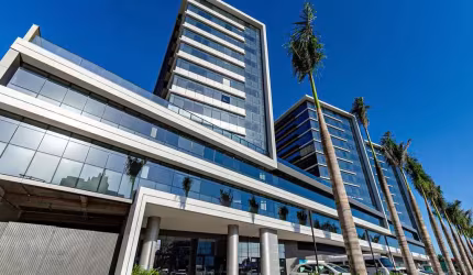 Apartamento com 1 quarto para alugar na Rua General Salustiano, 865, Centro, Canoas por R$ 2.700